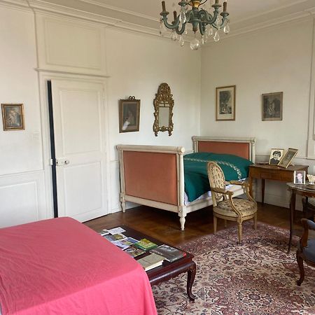 Hotel La Grande Maison à Chambon-sur-Voueize Extérieur photo